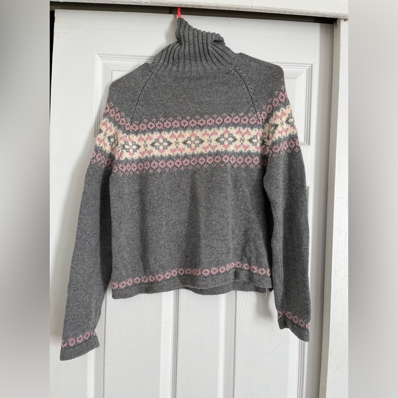 American Outpost Sweaters - Gray Patterned Turtleneck Sweater